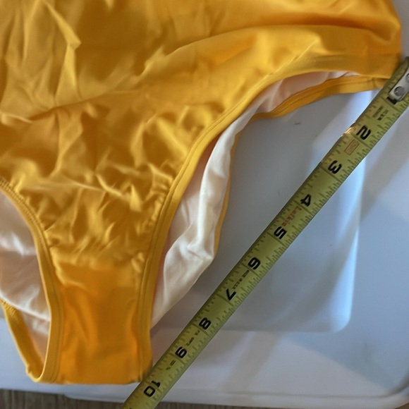 CUPSHE Women One Piece Swimsuits O Ring Yellow Strappy Lace Up Monokini NWT - Picture 5 of 10